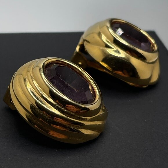 Vendome Clip On Earrings - Picture 3 of 7